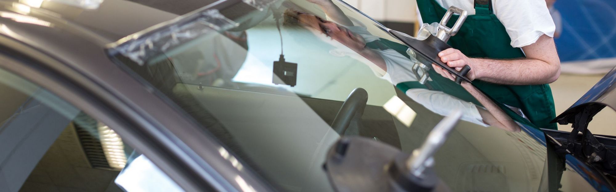 Замена автостекла в Горках.